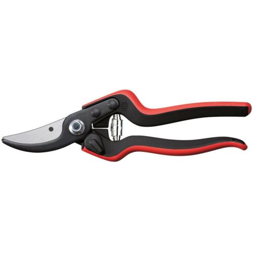 The high-quality hardened steel blades produce clean and precise cuts on branches up to 1&quot; in diameter.