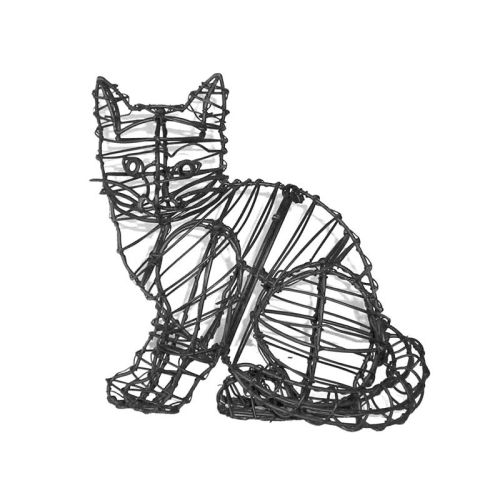 This 9&quot; Sitting Kitten Topiary Frame comes with the wire frame only and does NOT include moss stuffing.