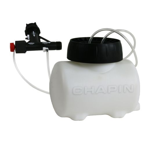 Chapin 4710 HydroFeed Fertilizer Injector with 1 US gallon tank capacity.