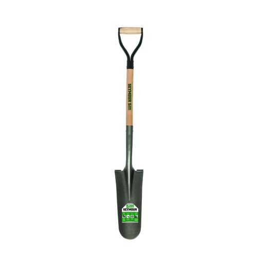 The carbon steel head features a forward turned footstep that allows you to easily dig up the ground.