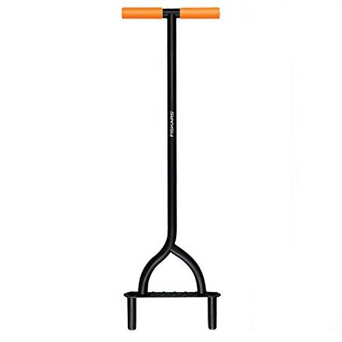 Easily penetrate soil with the Fiskars 9862 Coring Aerator and start improving the health of your lawn today.