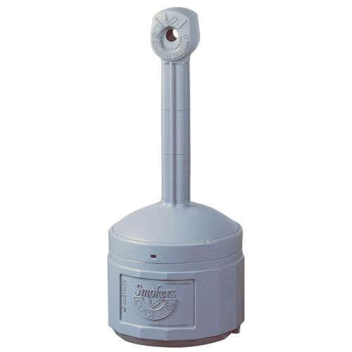 Capacity of 15 L (4 US gallons).