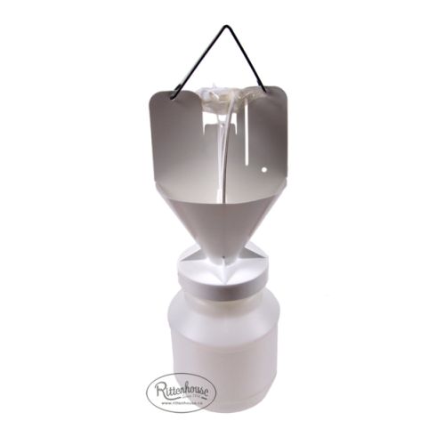 Capture rose chafers with the Rose Chafer Trap. Each trap includes 1 lure. Replacement lures sold separately.
