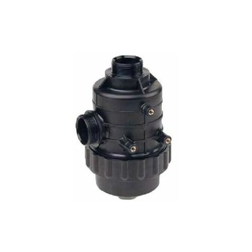 This Bulkhead Mounting Filter by Arag is a line strainer with large volume straining capacity.